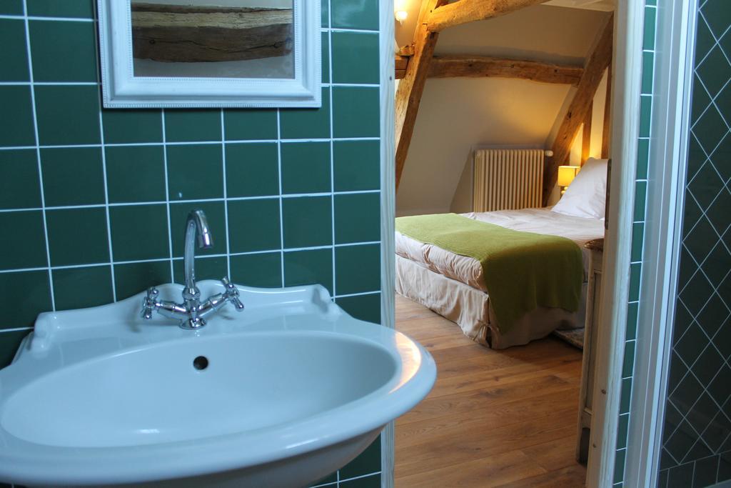 Manoir De La Guerie Bed and Breakfast Ablon Kamer foto